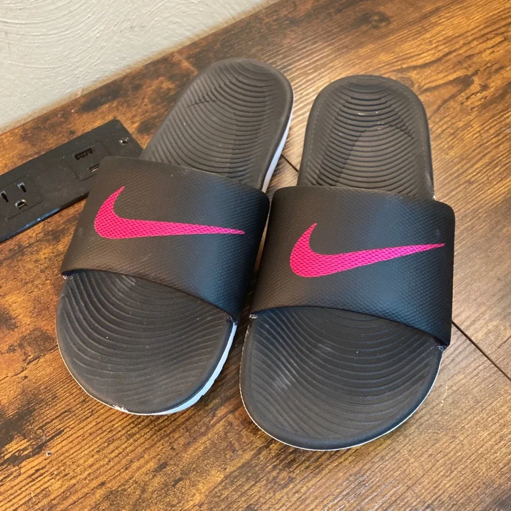 Nike Kawa Slide Black Pink Swoosh Comfort Sandals 834588-060 Womens 7